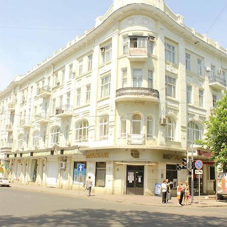 Darkmen Hotel Odessa Odesa Exterior foto