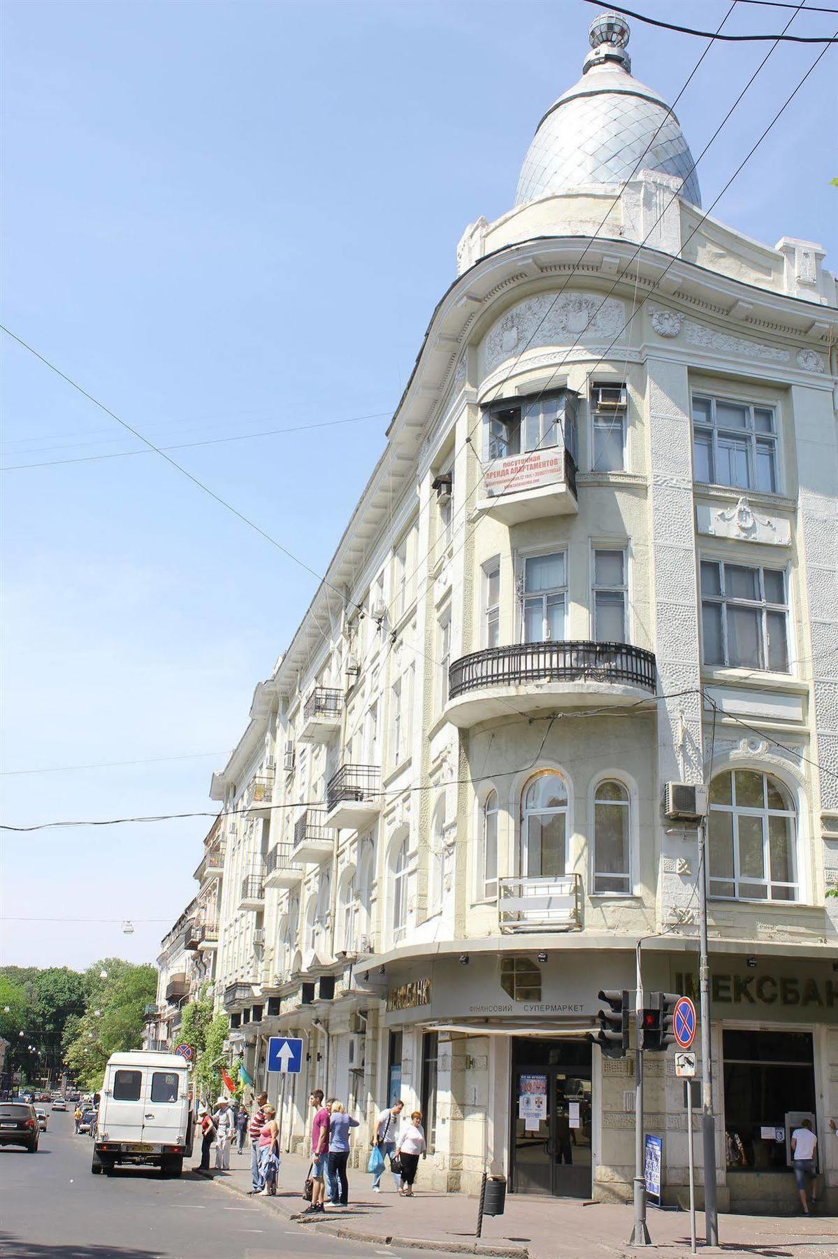 Darkmen Hotel Odessa Odesa Exterior foto